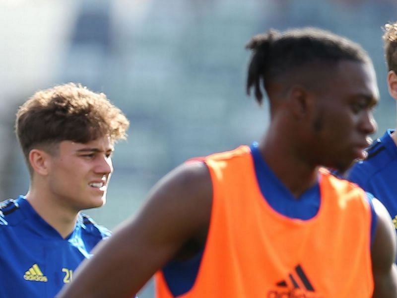 Man United made 3 key signings while Chelsea lost two big players in Hazard and Luiz